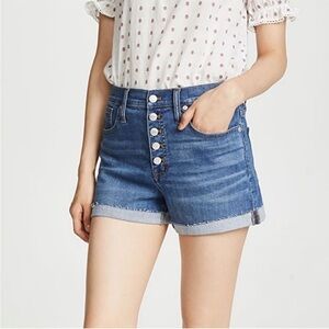 MADEWELL HIGH RISE DENIM SHORTS IN DERBY WASH: BUTTON-FRONT EDITION